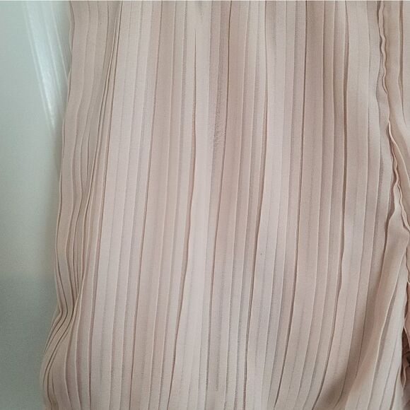 MAYORAL GIRL Pleated Shorts - Picture 2 of 9